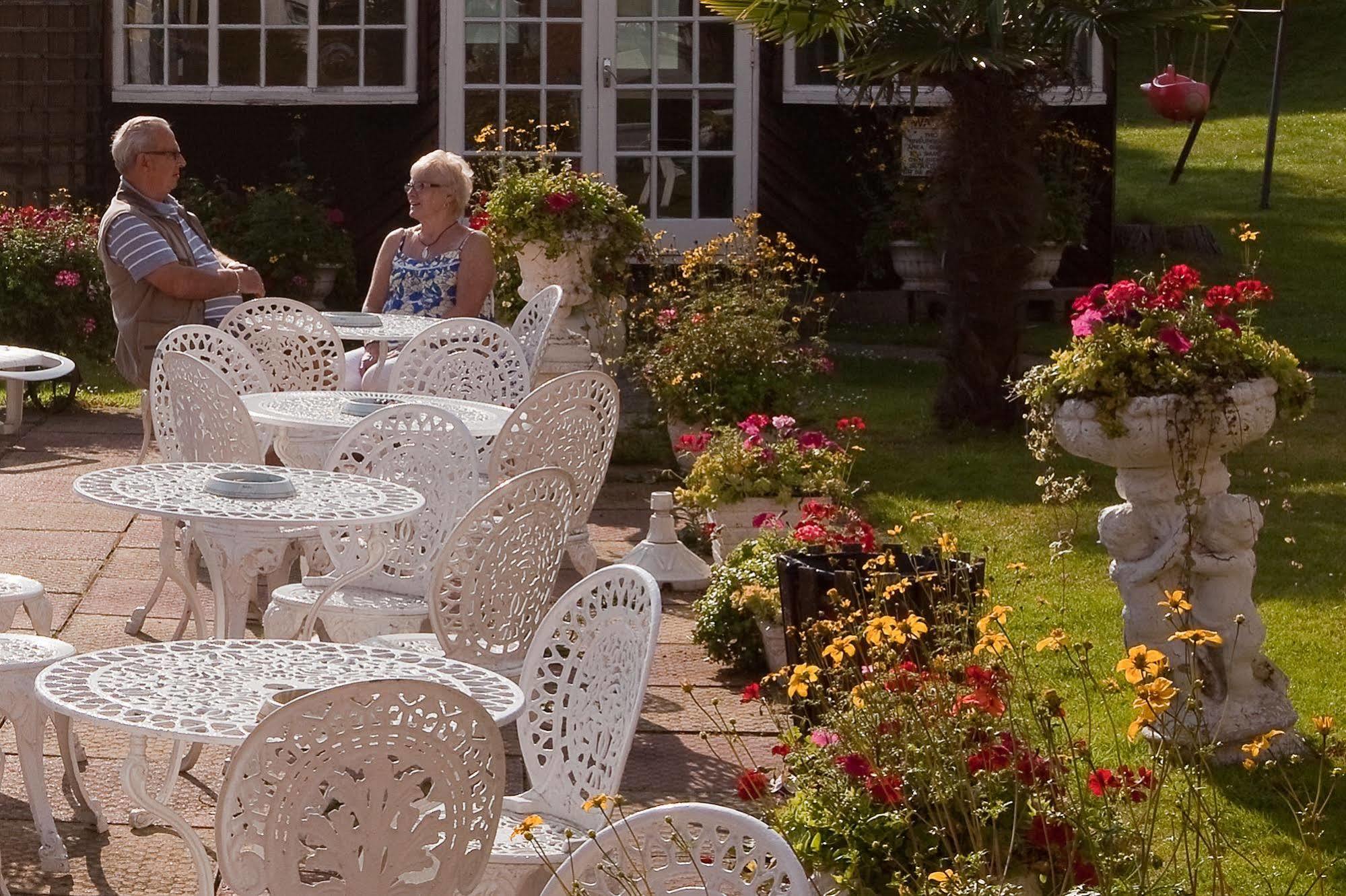 Laguna Hotel Борнмът Екстериор снимка