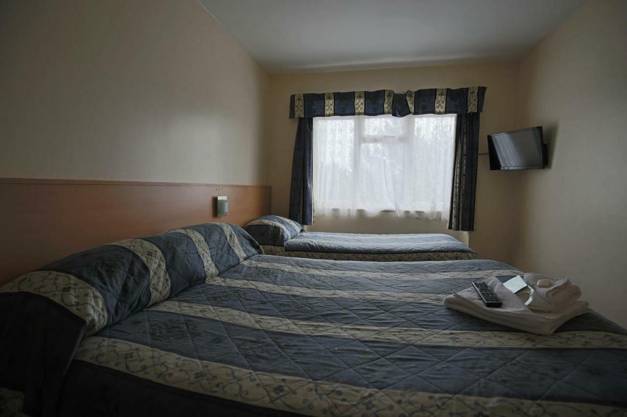Laguna Hotel Борнмът Екстериор снимка